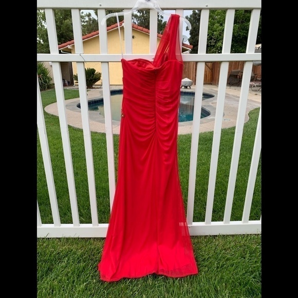 Xscape one shoulder maxi dress - Picture 2 of 5